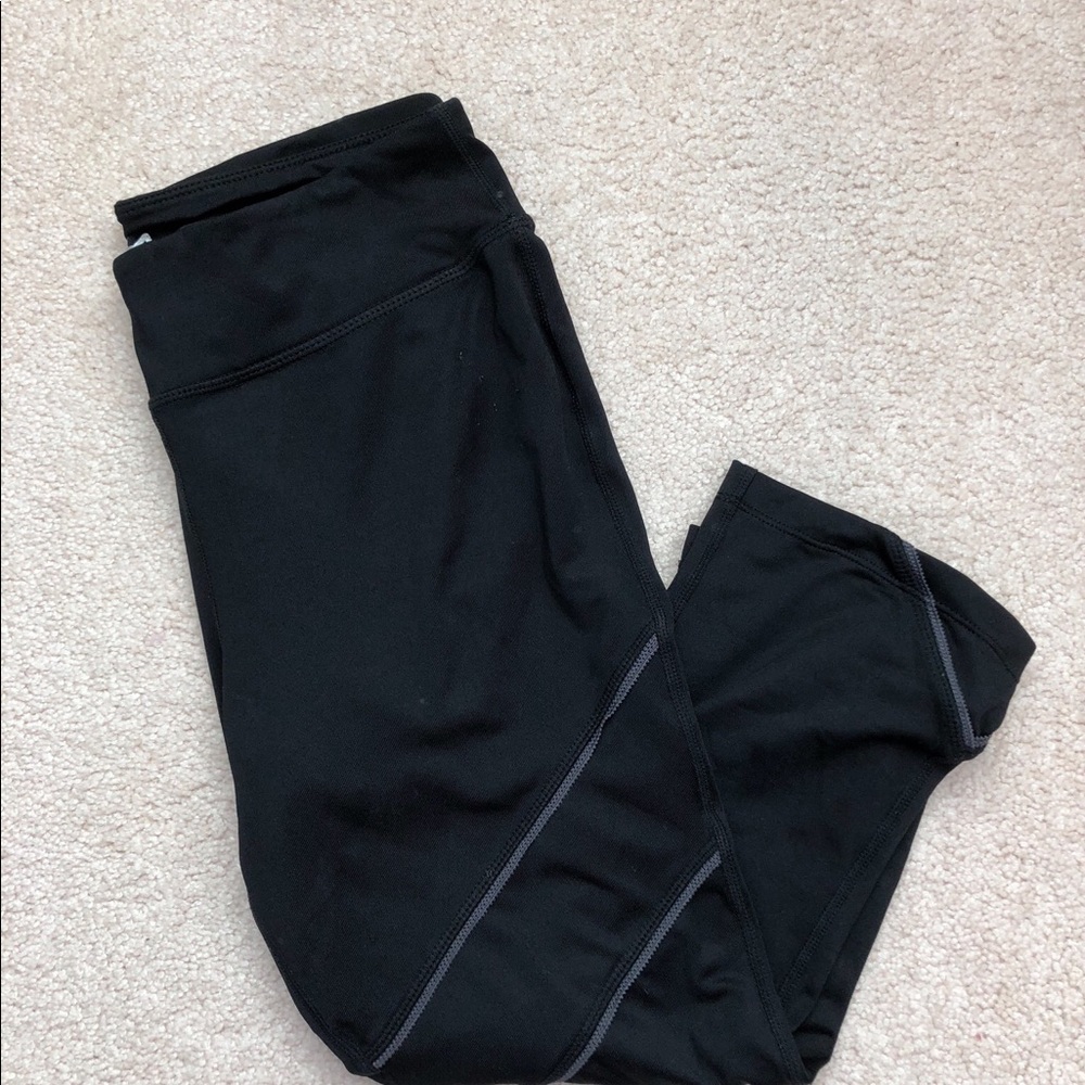 Fila Black Cropped Workout Leggings Size Small